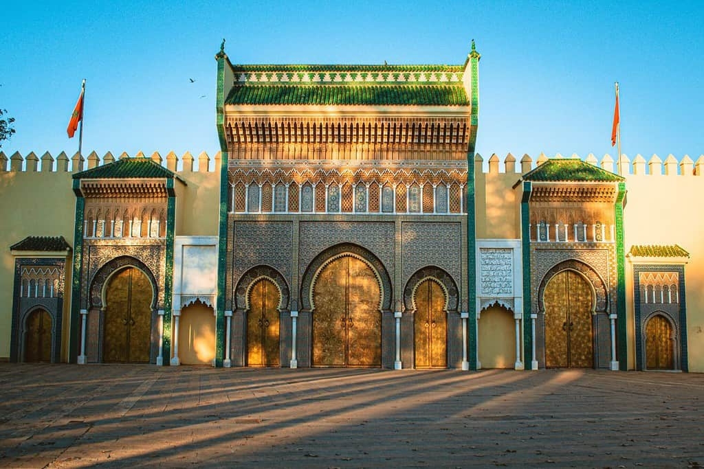 Get a Personal Group Transportation Fez Service